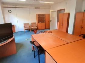 Pronájem kanceláře, Hradec Králové - Třebeš, V Mlejnku, 50 m2