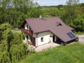 Prodej rodinného domu, Karlovice, 204 m2