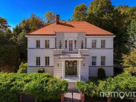 Prodej vily, Praha - Dejvice, V Šáreckém údolí, 459 m2