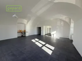 Pronájem obchodního prostoru, Sokolov, Křížová, 106 m2