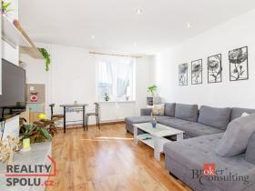 Prodej bytu 2+kk, Bruntál, Dr. E. Beneše, 49 m2