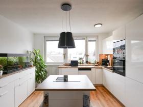 Prodej bytu 3+kk, Praha - Radotín, Na betonce, 76 m2