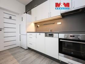 Prodej bytu 3+1, Olomouc - Neředín, Stiborova, 70 m2