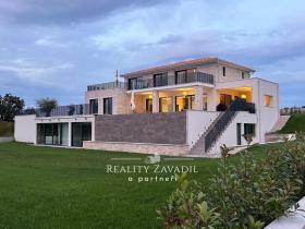 Prodej vily, Brtonigla, Chorvatsko, Brtonigla, 430 m2