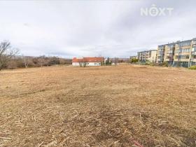Prodej komerčního pozemku, Praha - Zličín, Lipovská, 9821 m2