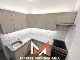 Pronájem bytu 1+kk, Hronov, T. G. Masaryka, 42 m2