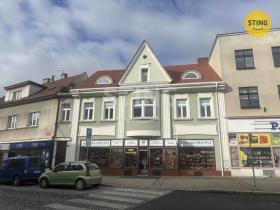 Pronájem bytu 4+1, Mělník, náměstí Karla IV., 99 m2
