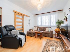 Prodej bytu 3+1, Neratovice, 28. října, 74 m2