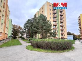 Pronájem bytu 3+1, Jindřichův Hradec - Jindřichův Hradec V, Kosmonautů, 76 m2