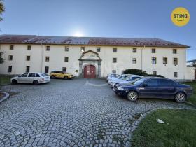 Prodej výrobních prostor, Suchdol nad Odrou, Komenského, 2251 m2