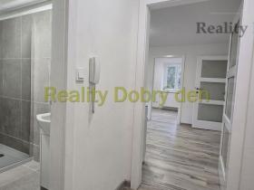 Pronájem bytu 2+1, Opava, Těšínská, 48 m2