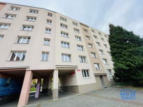 Pronájem bytu 3+1, Plzeň - Lobzy, Pod Vrchem, 62 m2