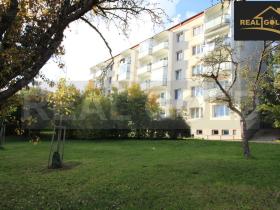 Pronájem bytu 2+1, Třebíč, Revoluční, 52 m2