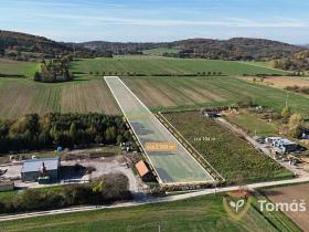 Prodej komerčního pozemku, Moravské Knínice, 6939 m2