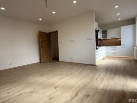 Prodej bytu 2+1, Havířov, Želivského, 50 m2