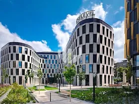 Pronájem kanceláře, Praha - Vokovice, Evropská, 550 m2