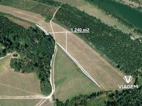 Prodej pole, Mezina, 1240 m2