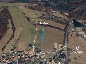 Prodej pole, Březůvky, 1212 m2