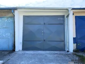 Pronájem garáže, Hodonín, 18 m2
