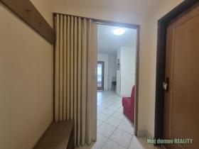 Pronájem bytu 2+kk, Praha - Smíchov, U Santošky, 50 m2