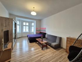 Pronájem bytu 1+1, Tábor, 9. května, 60 m2