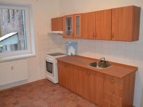 Pronájem bytu 1+1, Plzeň, Sladkovského, 42 m2