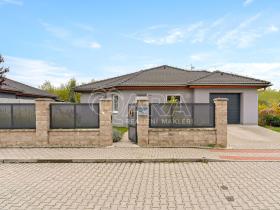 Prodej rodinného domu, Postřižín, Jelení, 169 m2