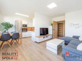 Pronájem bytu 3+kk, Praha - Střížkov, Varnsdorfská, 59 m2