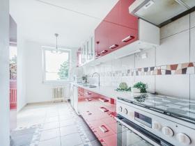 Prodej bytu 3+1, Praha - Chodov, Bachova, 72 m2