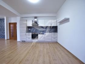 Pronájem bytu 4+kk, Plzeň, Petřínská, 101 m2