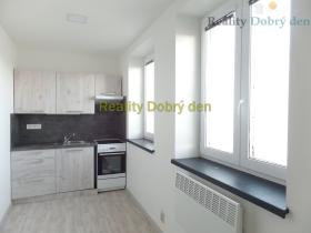 Pronájem bytu 2+kk, Opava, Rybářská, 29 m2