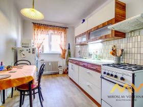 Pronájem bytu 2+1, Hradec Králové, Na Střezině, 55 m2