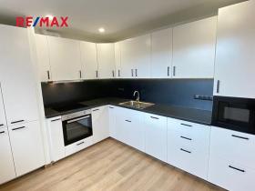 Pronájem bytu 3+1, Sobotín, 75 m2