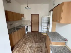 Pronájem bytu 2+kk, Praha - Malá Strana, Petřínská, 38 m2