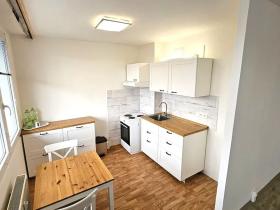 Prodej bytu 2+kk, Osek, Hrdlovská, 40 m2