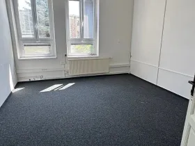 Pronájem kanceláře, Pardubice, Jana Palacha, 25 m2