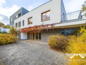 Prodej obchodního prostoru, Odolena Voda, K Cukrovaru, 90 m2