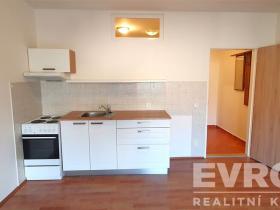 Pronájem bytu 1+kk, Vrchlabí, Českých bratří, 32 m2