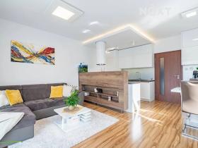 Prodej bytu 3+kk, Hluboká nad Vltavou, Selská pole, 71 m2