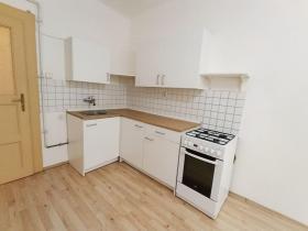 Prodej bytu 2+kk, Praha - Žižkov, Žerotínova, 40 m2