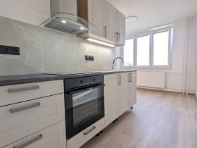 Pronájem bytu 3+1, Olomouc, Řezáčova, 68 m2