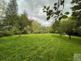 Prodej komerčního pozemku, Praha - Hloubětín, K Hutím, 2738 m2