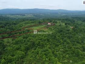 Prodej komerčního pozemku, Rakovica, Chorvatsko, 70904 m2