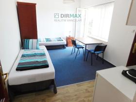 Pronájem bytu 1+kk, Plzeň - Valcha, Dobřanská, 31 m2