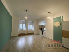 Pronájem bytu 2+kk, Opava - Předměstí, Olomoucká, 65 m2