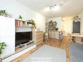 Prodej bytu 2+kk, Praha - Petrovice, Jakobiho, 43 m2