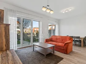 Pronájem bytu 2+kk, Praha - Pitkovice, Penízovková, 59 m2