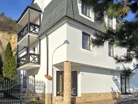 Prodej bytu 3+kk, Praha - Hlubočepy, Pod Žvahovem, 100 m2