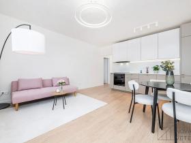 Pronájem bytu 2+kk, Praha - Žižkov, Květinková, 50 m2