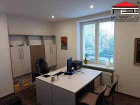 Pronájem kanceláře, Frýdek-Místek, tř. T. G. Masaryka, 15 m2